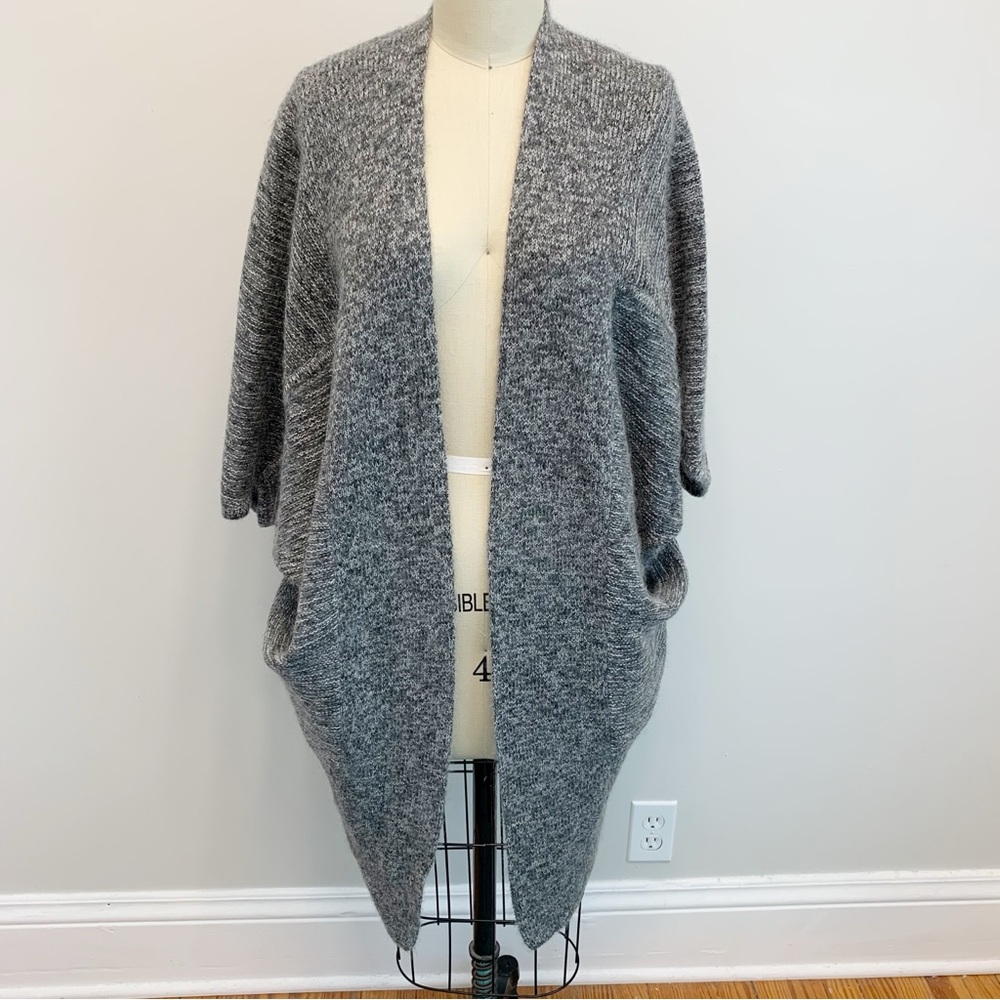Aritzia Babaton Cocoon Javier Sweater Cardigan Black Size S/M - Picture 3 of 10